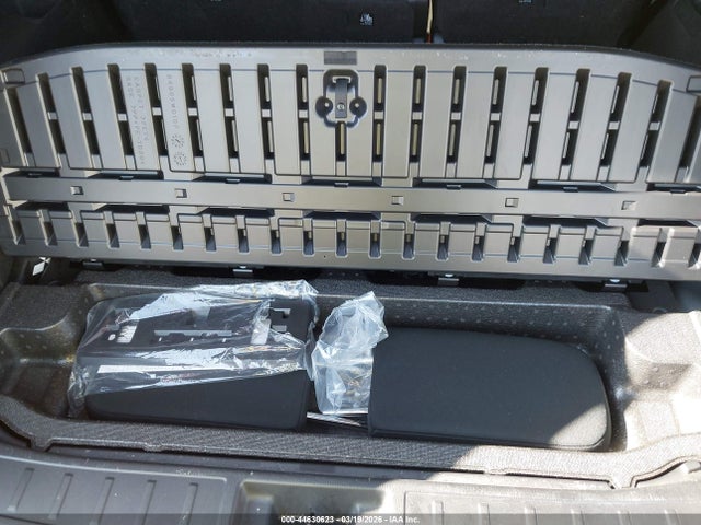 44630623 :رقم المزاد ، JA4J3UA88RZ055659 vin ، 2024 Mitsubishi Outlander Es 2.5 2wd مزاد بيع