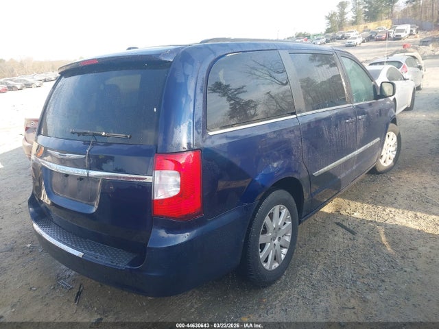 2015 Chrysler Town & Country Touring მანქანა იყიდება აუქციონზე, vin: 2C4RC1BG1FR694372, აუქციონის ნომერი: 44630643