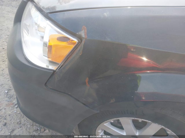2015 Chrysler Town & Country Touring მანქანა იყიდება აუქციონზე, vin: 2C4RC1BG1FR694372, აუქციონის ნომერი: 44630643
