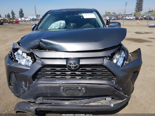 Toyota RAV4 LE 2022 2T3G1RFV2NC271617 Image 12