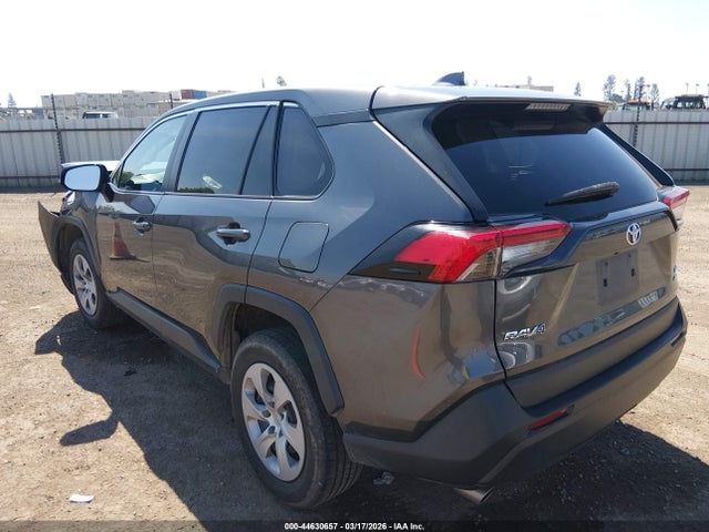2022 TOYOTA RAV4 2T3G1RFV2NC271617 Photo 2