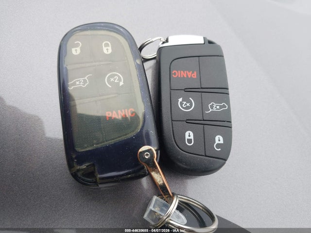 Продаж на аукціоні авто 2016 Jeep Grand Cherokee Limited, vin: 1C4RJFBG0GC317643, номер лоту: 44630685