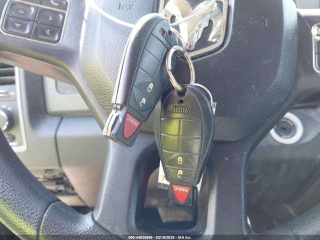 44630696 :رقم المزاد ، 1C6RR7FM2FS627688 vin ، 2015 Ram 1500 Tradesman مزاد بيع