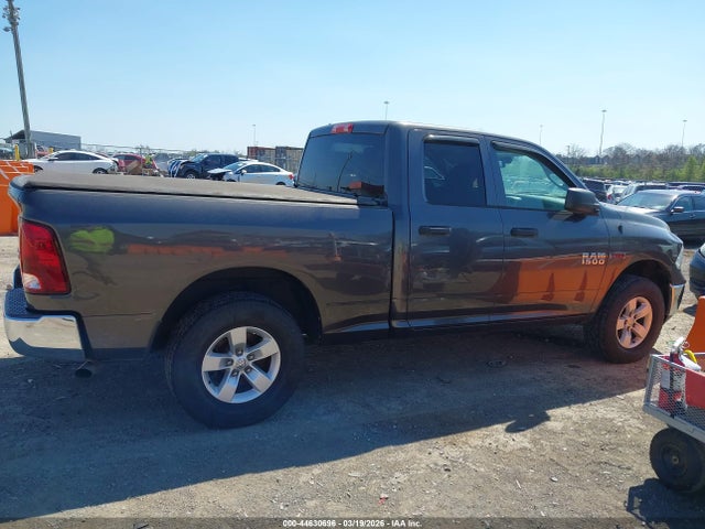 44630696 :رقم المزاد ، 1C6RR7FM2FS627688 vin ، 2015 Ram 1500 Tradesman مزاد بيع