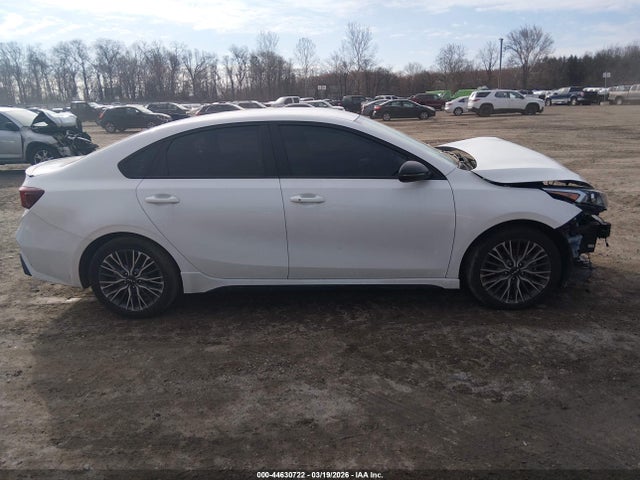 Продажа на аукционе авто 2022 Kia Forte Gt-line, vin: 3KPF54AD8NE491128, номер лота: 44630722
