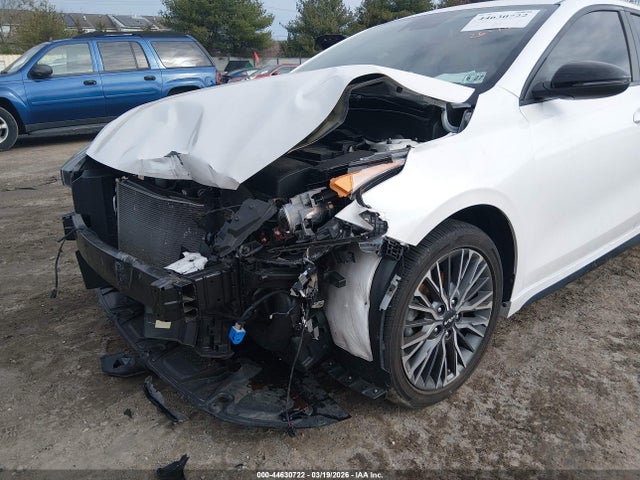 Продажа на аукционе авто 2022 Kia Forte Gt-line, vin: 3KPF54AD8NE491128, номер лота: 44630722