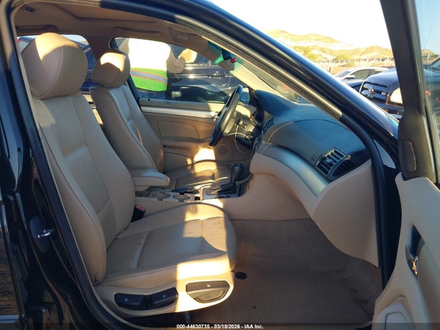 44630735 :رقم المزاد ، WBAET37443NJ39365 vin ، 2003 Bmw 325i مزاد بيع