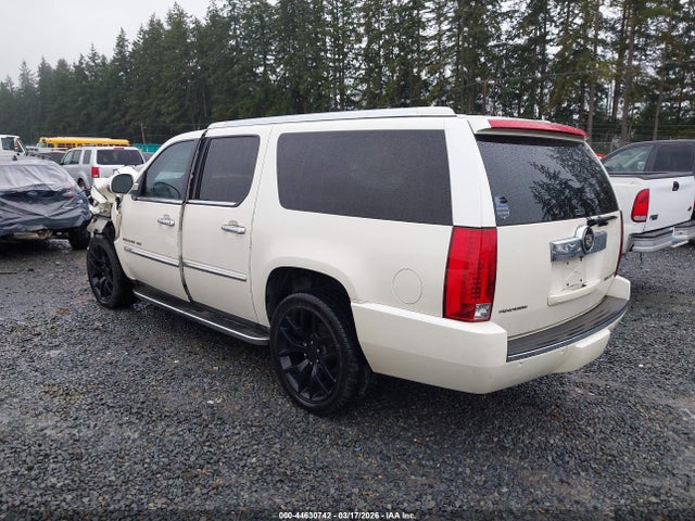 Aukcja sprzedaży 2010 Cadillac Escalade Esv Luxury, vin: 1GYUKHEF6AR157868, numer aukcji: 44630742
