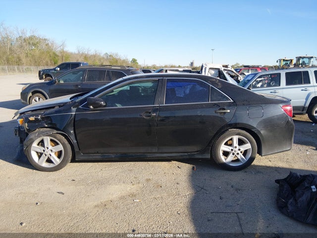 2014 Toyota Camry Se მანქანა იყიდება აუქციონზე, vin: 4T1BF1FK5EU466329, აუქციონის ნომერი: 44630756