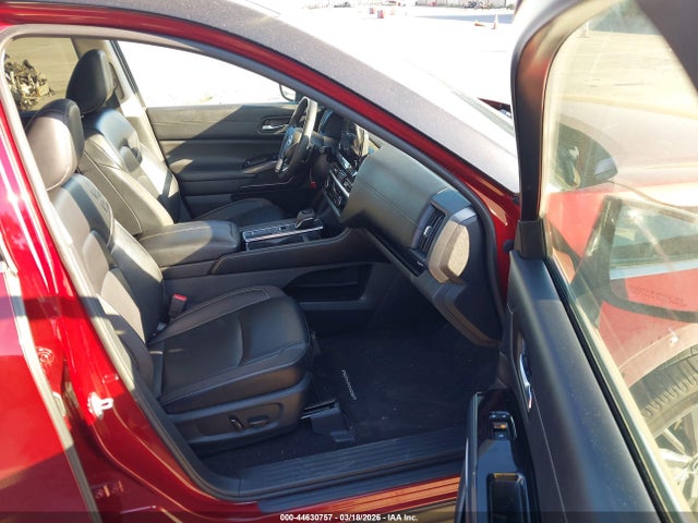 44630757 :رقم المزاد ، 5N1DR3CB5NC201819 vin ، 2022 Nissan Pathfinder Sl 2wd مزاد بيع