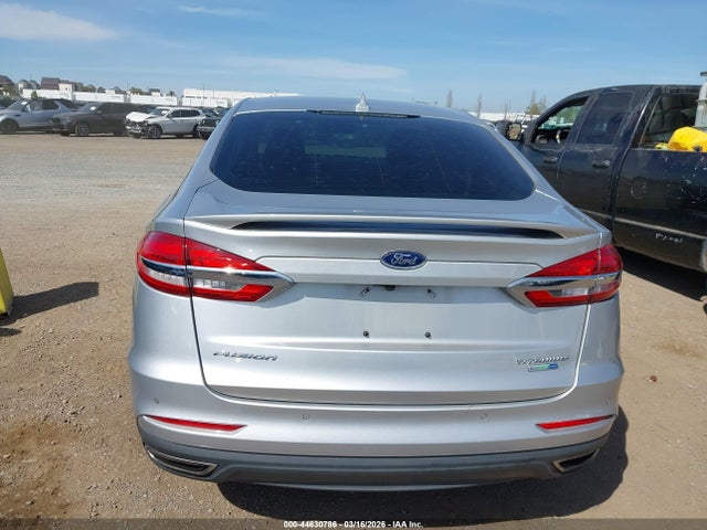 3FA6P0D98KR141146 Ford Fusion Titanium