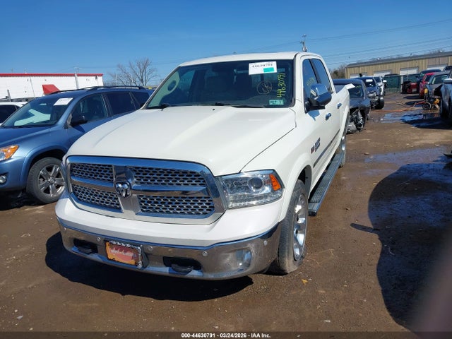 44630791 :رقم المزاد ، 1C6RR7NT1HS667384 vin ، 2017 Ram 1500 Laramie  4x4 5'7 Box مزاد بيع