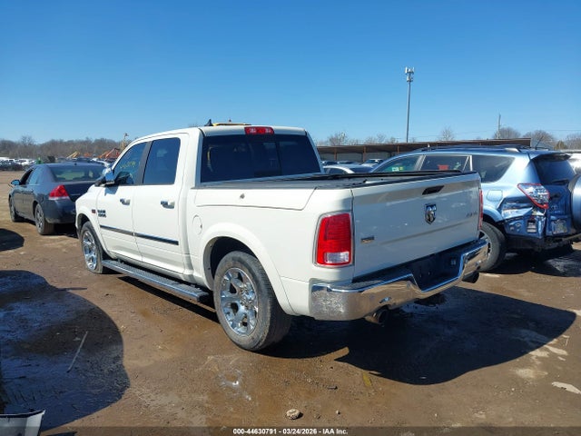 44630791 :رقم المزاد ، 1C6RR7NT1HS667384 vin ، 2017 Ram 1500 Laramie  4x4 5'7 Box مزاد بيع
