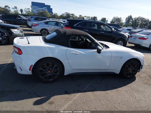 Fiat 124 Spider Abarth 2018 JC1NFAEK9J0138980 Image 13