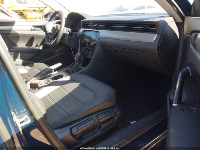 2021 VOLKSWAGEN PASSAT 1VWSA7A35MC013335 Photo 4