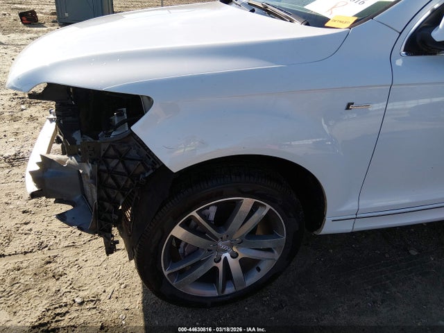 44630816 :رقم المزاد ، WA1LGAFE7ED013713 vin ، 2014 Audi Q7 3.0t Premium مزاد بيع