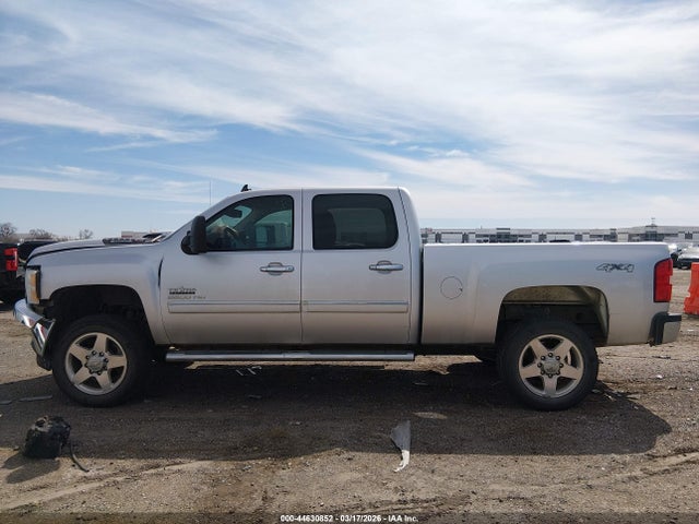 2014 Chevrolet Silverado 2500hd Lt მანქანა იყიდება აუქციონზე, vin: 1GC1KXCG6EF144558, აუქციონის ნომერი: 44630852