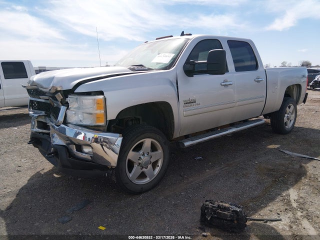 2014 Chevrolet Silverado 2500hd Lt მანქანა იყიდება აუქციონზე, vin: 1GC1KXCG6EF144558, აუქციონის ნომერი: 44630852