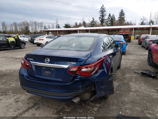 1N4AL3AP4HN325652 Nissan Altima 2.5 Sr