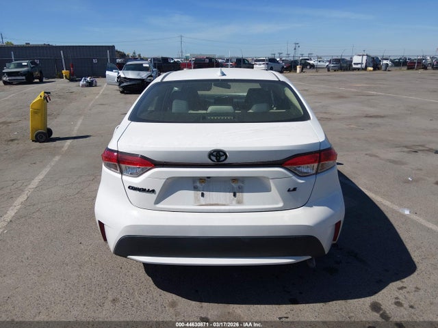 Toyota COROLLA LE 2021 JTDEPMAE5MJ186038 Image 17