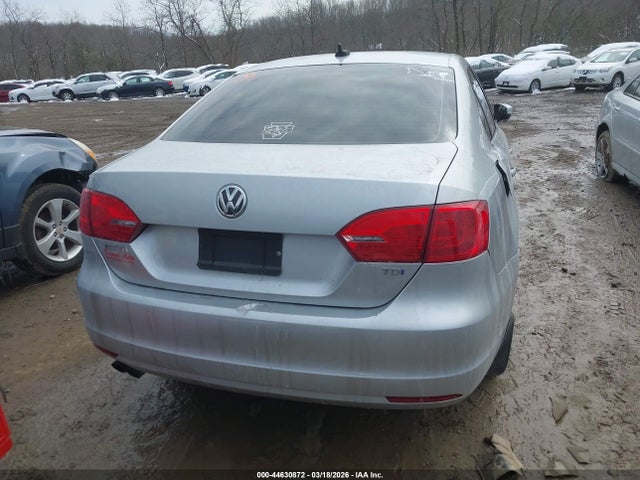 44630872 :رقم المزاد ، 3VWLL7AJ3DM442016 vin ، 2013 Volkswagen Jetta 2.0l Tdi مزاد بيع