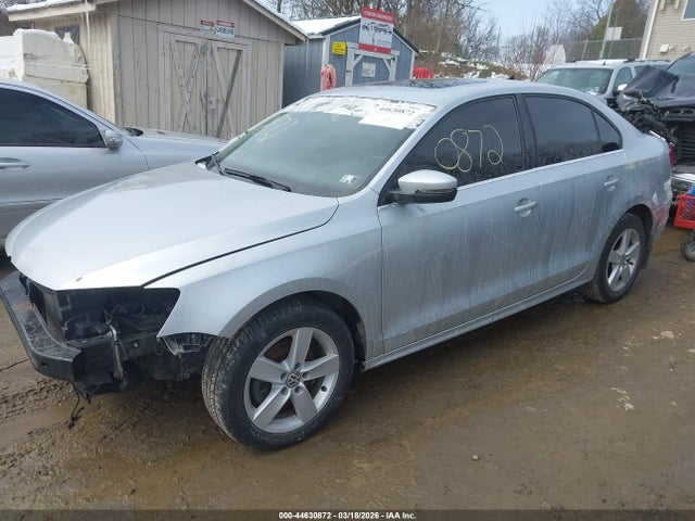 44630872 :رقم المزاد ، 3VWLL7AJ3DM442016 vin ، 2013 Volkswagen Jetta 2.0l Tdi مزاد بيع