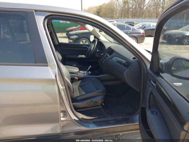 44630884 :رقم المزاد ، 5UXWX9C52D0A24163 vin ، 2013 Bmw X3 Xdrive28i مزاد بيع