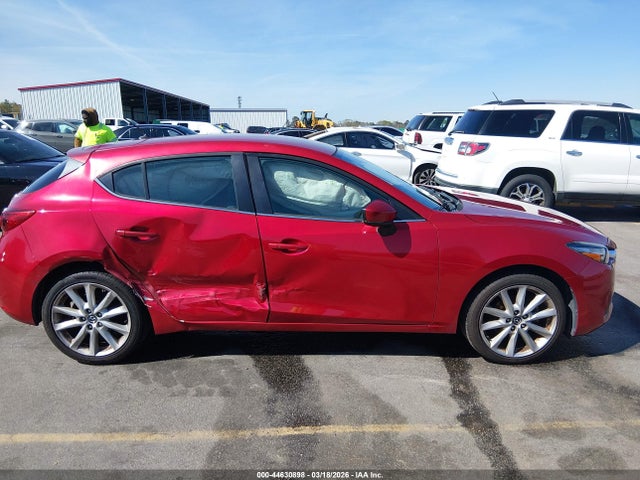 44630898 :رقم المزاد ، 3MZBN1L77HM114317 vin ، 2017 Mazda Mazda3 Touring مزاد بيع
