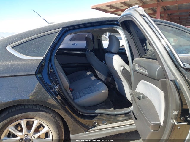 Ford FUSION S 2016 3FA6P0G7XGR337994 Image 8