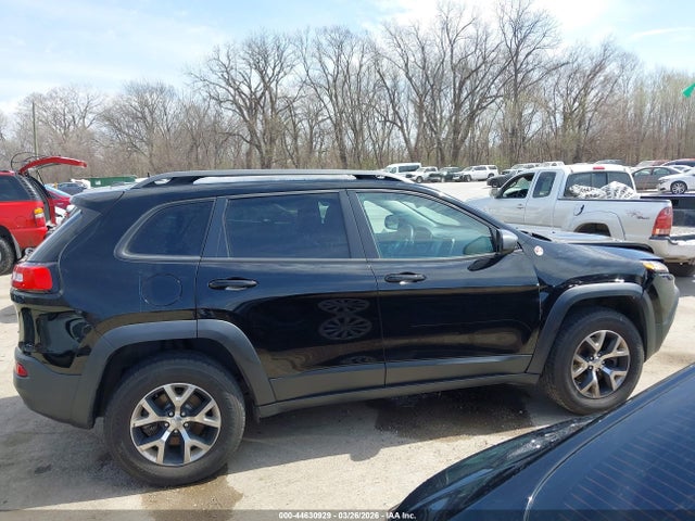 44630929 :رقم المزاد ، 1C4PJMBS5HW615525 vin ، 2017 Jeep Cherokee Trailhawk 4x4 مزاد بيع