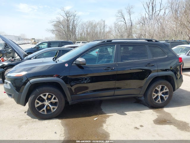 44630929 :رقم المزاد ، 1C4PJMBS5HW615525 vin ، 2017 Jeep Cherokee Trailhawk 4x4 مزاد بيع