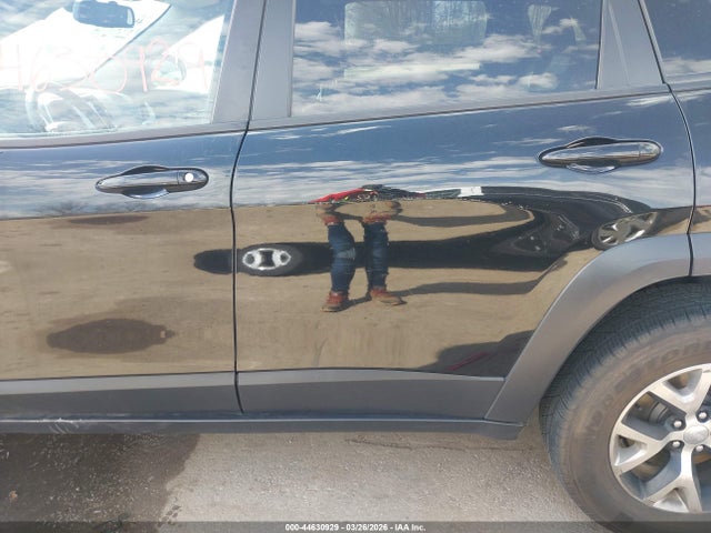44630929 :رقم المزاد ، 1C4PJMBS5HW615525 vin ، 2017 Jeep Cherokee Trailhawk 4x4 مزاد بيع