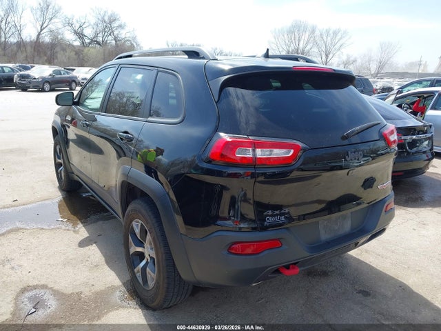 44630929 :رقم المزاد ، 1C4PJMBS5HW615525 vin ، 2017 Jeep Cherokee Trailhawk 4x4 مزاد بيع