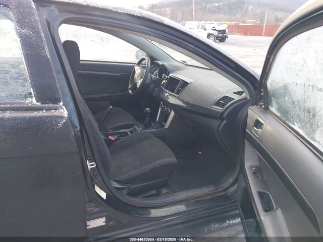 2017 MITSUBISHI LANCER JA32U2FU5HU007628 Photo 4