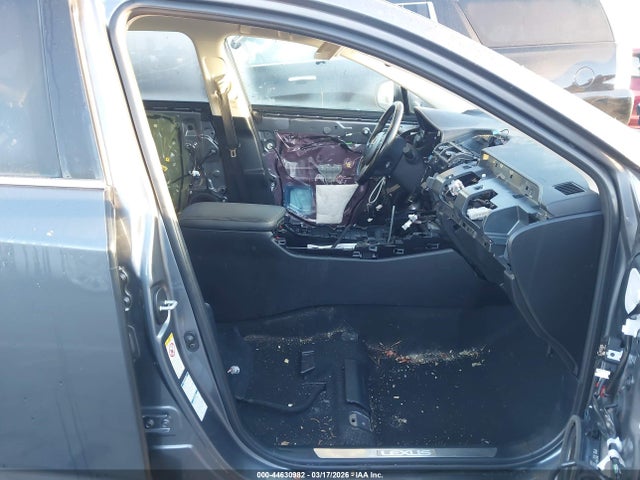 JTJBJRBZ5H2052405 Lexus NX 300H