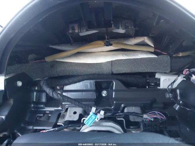 JTJBJRBZ5H2052405 Lexus NX 300H