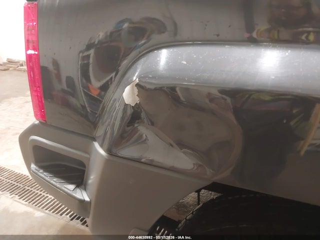 Продажа на аукционе авто 2013 Nissan Xterra S, vin: 5N1AN0NW6DN813995, номер лота: 44630992