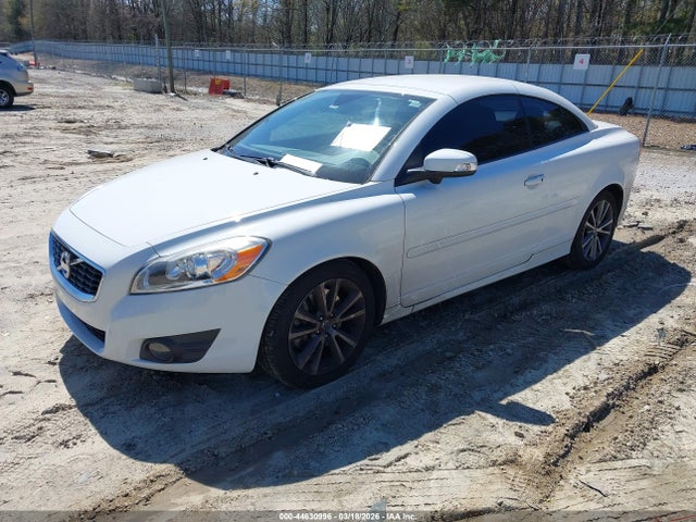 2011 VOLVO C70 YV1672MC0BJ120734 Photo 1
