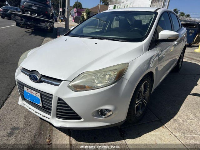 Ford FOCUS SE 2014 1FADP3F24EL407533 Image 2