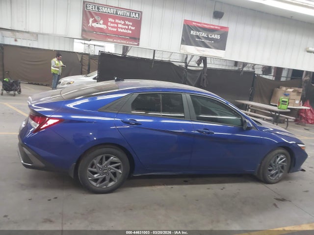 Продажа на аукционе авто 2024 Hyundai Elantra Sel, vin: KMHLM4DG0RU731223, номер лота: 44631003