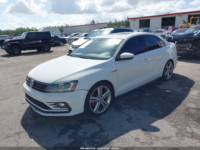44631016 :رقم المزاد ، 3VW4T7AJ3HM366226 vin ، 2017 Volkswagen Jetta Gli مزاد بيع