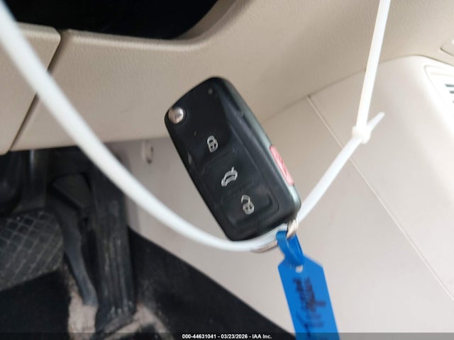 Aukcja sprzedaży 2016 Volkswagen Tiguan S, vin: WVGBV7AX8GW040635, numer aukcji: 44631041