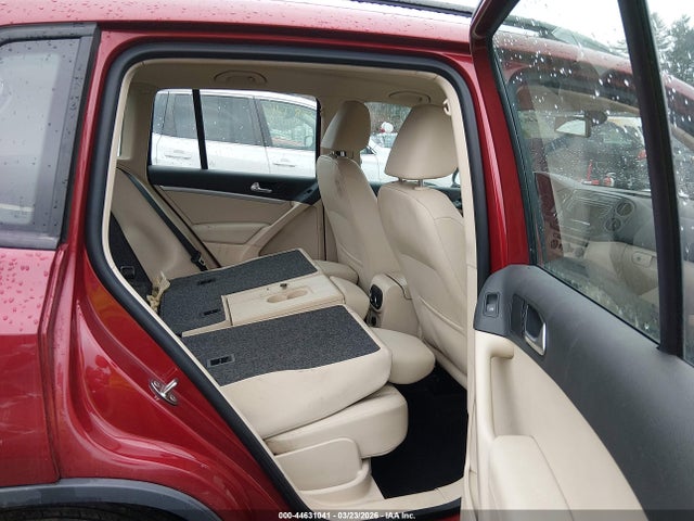 Aukcja sprzedaży 2016 Volkswagen Tiguan S, vin: WVGBV7AX8GW040635, numer aukcji: 44631041