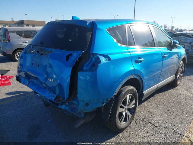 JTMWFREV4JD118483 Toyota Rav4 Xle
