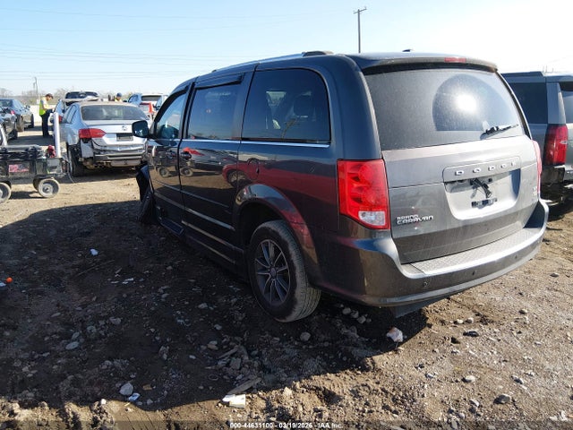44631100 :رقم المزاد ، 2C4RDGCG9HR714949 vin ، 2017 Dodge Grand Caravan Sxt مزاد بيع