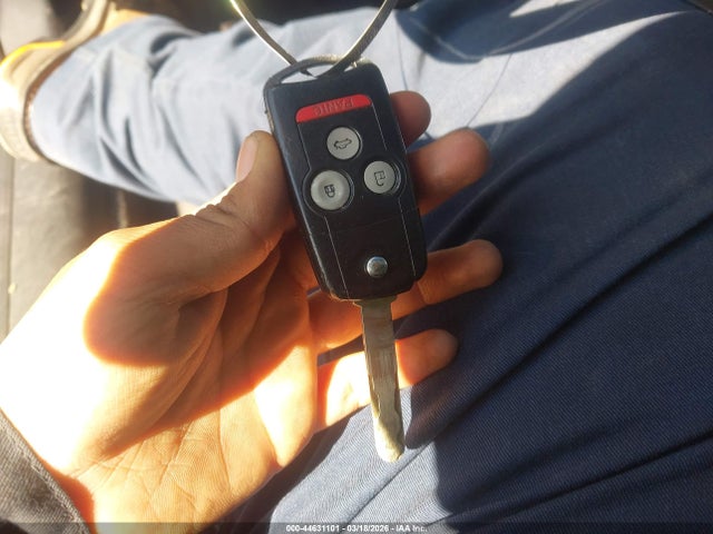 44631101 :رقم المزاد ، 19UUA66278A054557 vin ، 2008 Acura Tl 3.2 مزاد بيع
