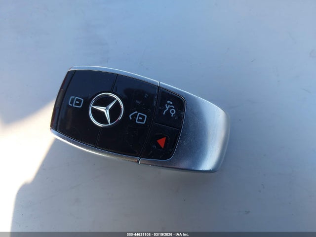 44631108 :رقم المزاد ، WDDZF4JB3JA330360 vin ، 2018 Mercedes-benz E 300 مزاد بيع