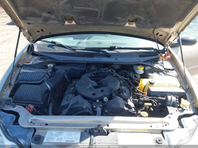 44631115 :رقم المزاد ، 2C3HD46R44H695402 vin ، 2004 Chrysler Concorde Lx مزاد بيع