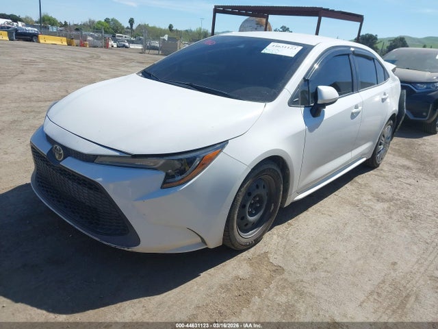 Toyota COROLLA LE 2020 5YFEPRAE7LP108187 Image 2