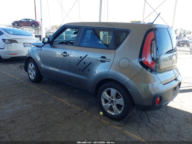 KNDJN2A25J7588729 KIA Soul